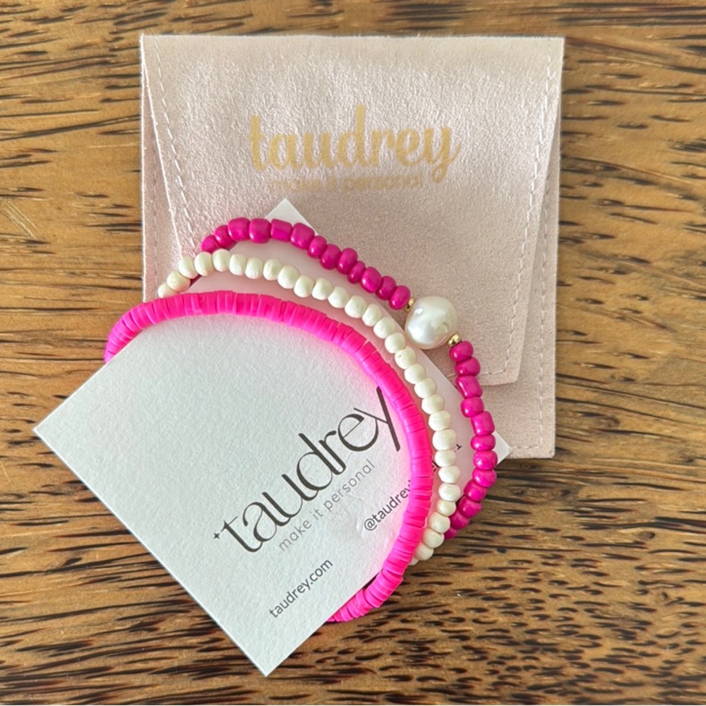 TAUDREY Pink and White Elegant Bracelets